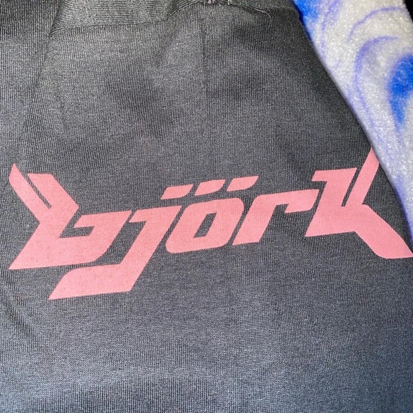Vintage 90s Bjork single stitch band tee - Picture 5 of 6